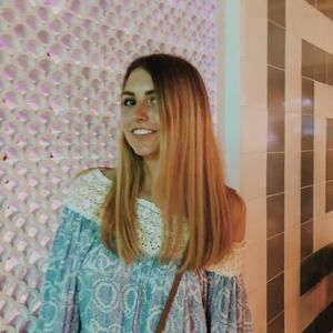 Meet your Posher, Olivia